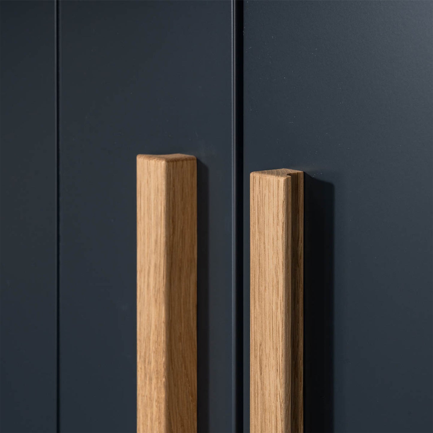 Kleiderschrank "Petar"