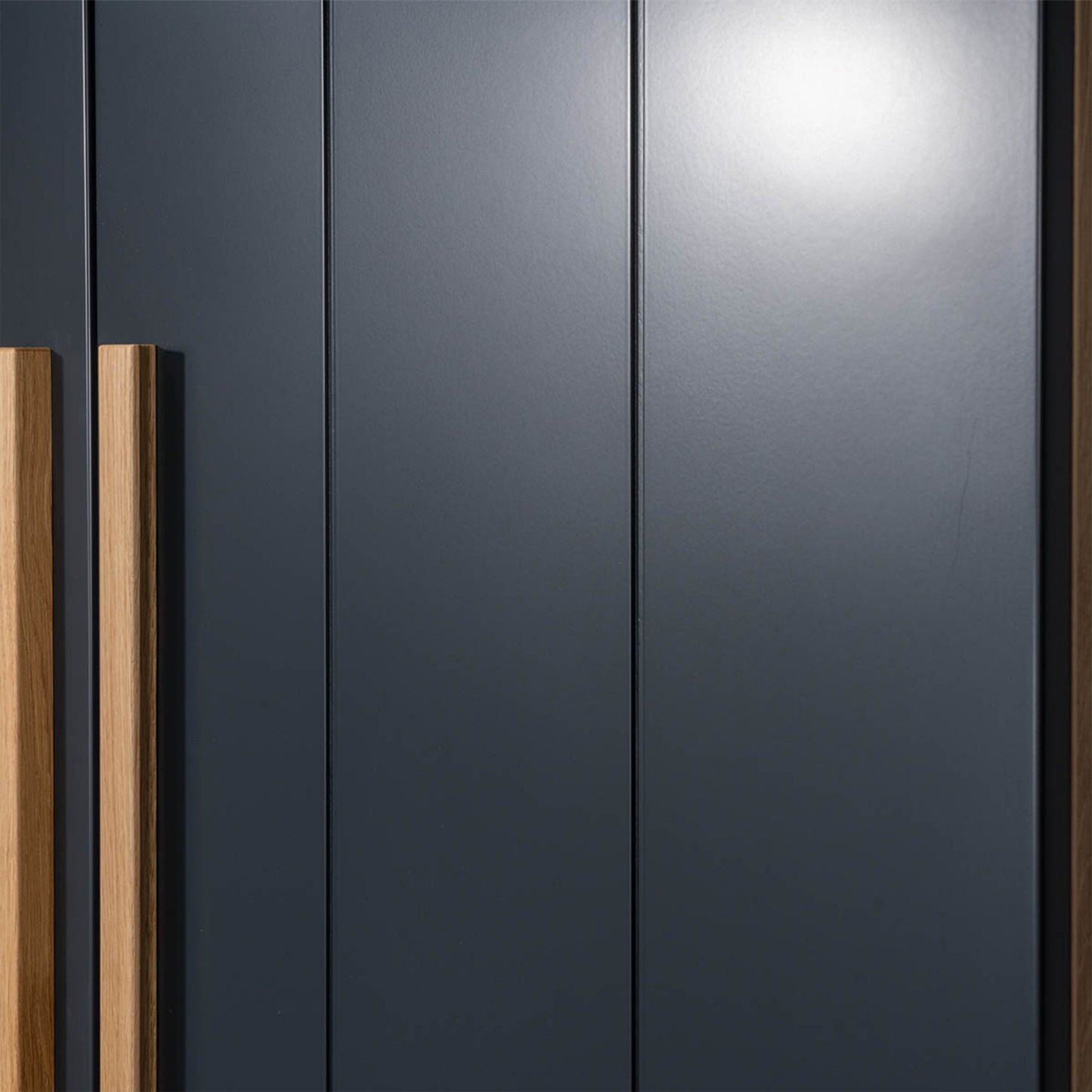 Kleiderschrank "Petar"