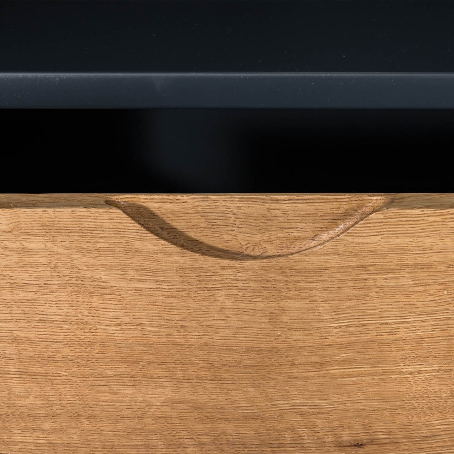 Vitrine „Petar" anthracite