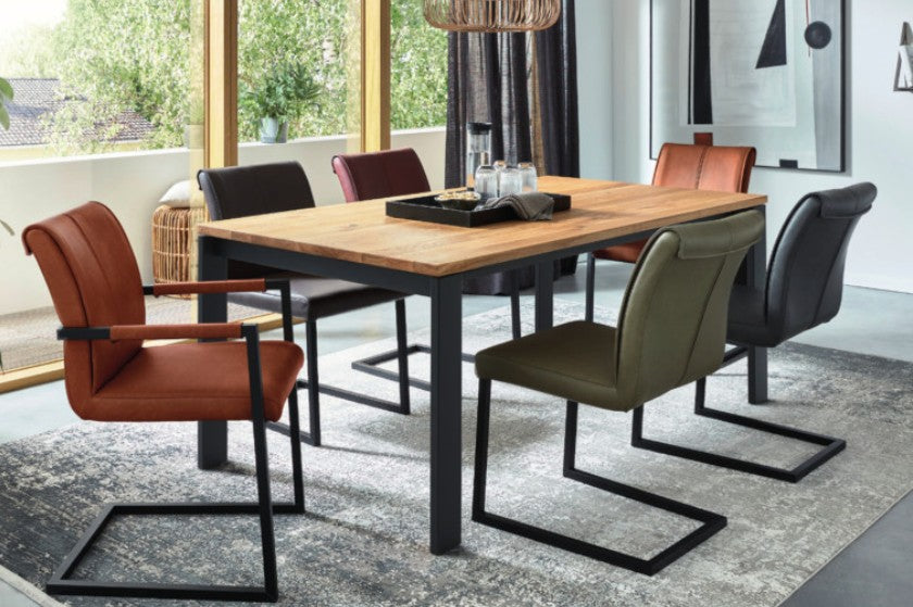 Niehoff Sitzmöbel Esstisch Thabea  in Balken - und Charaktereiche