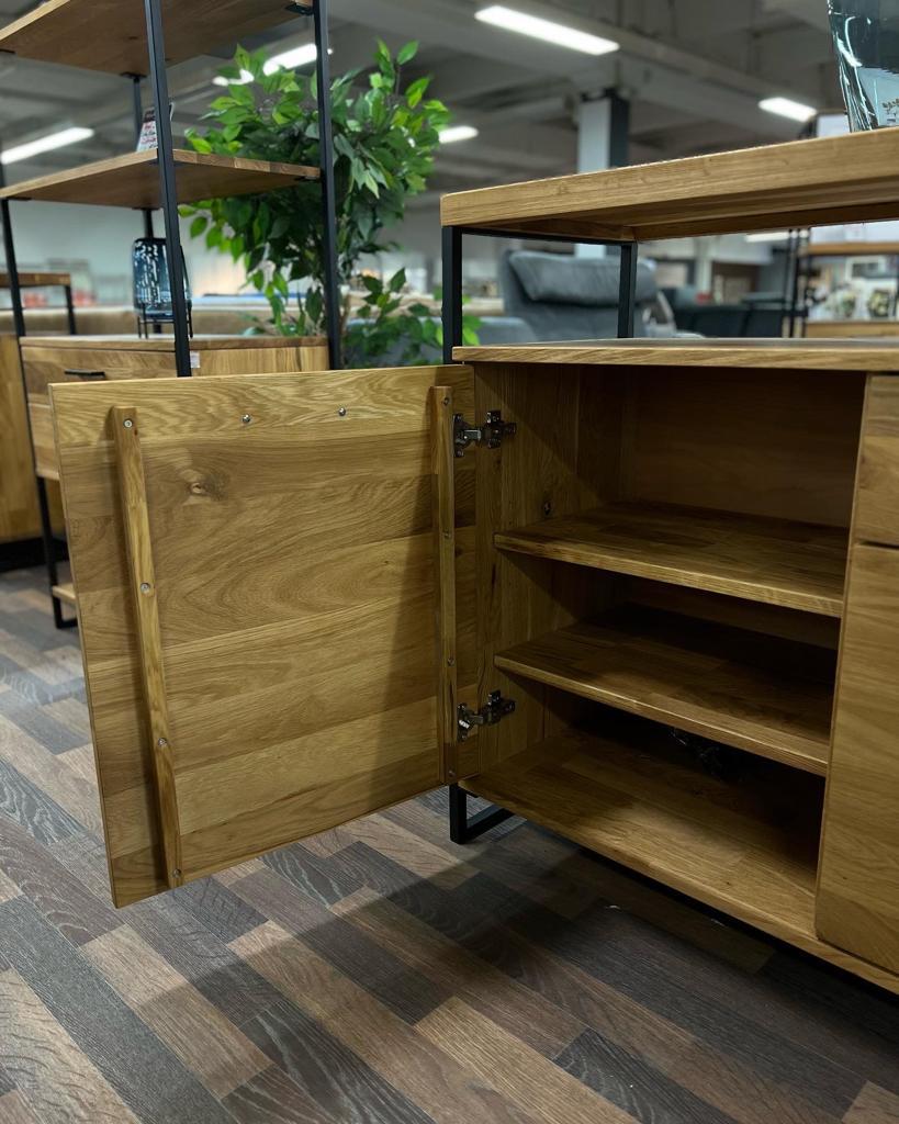 Sideboard, Anrichte, Kommode "Oslo" - Eiche massiv geölt, in 2 Größen und 2 Varianten