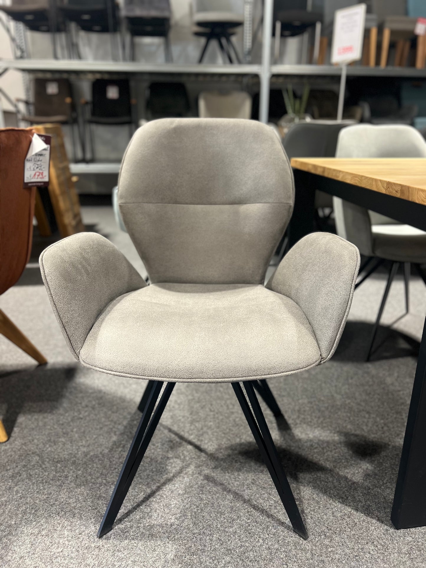 Esszimmerstuhl "Shiraz" mit Armlehnen von Niehoff Sitzmöbel