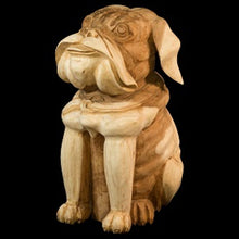 Laden Sie das Bild in den Galerie-Viewer, Bulldogge aus Suar Holz geschnitzt Handarbeit
